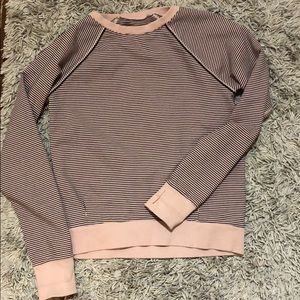 LULULEMON SWEATSHIRT